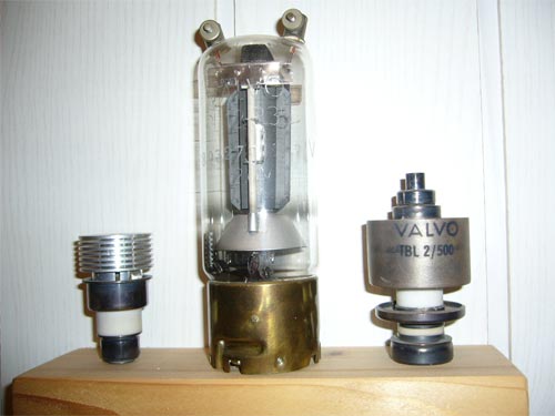 three tubes (2C 39BA, RL12 P35, TBL 2/500)