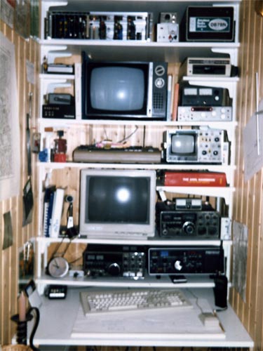 my shack at Basselweg in Hamburg 1989 (in a closet)